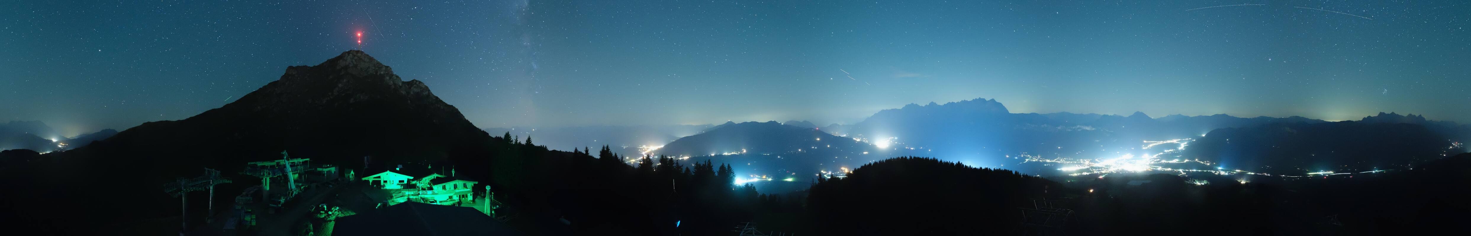 Archiv Foto Webcam St. Johann/Tirol: Blick von der Bergstation Harschbichl