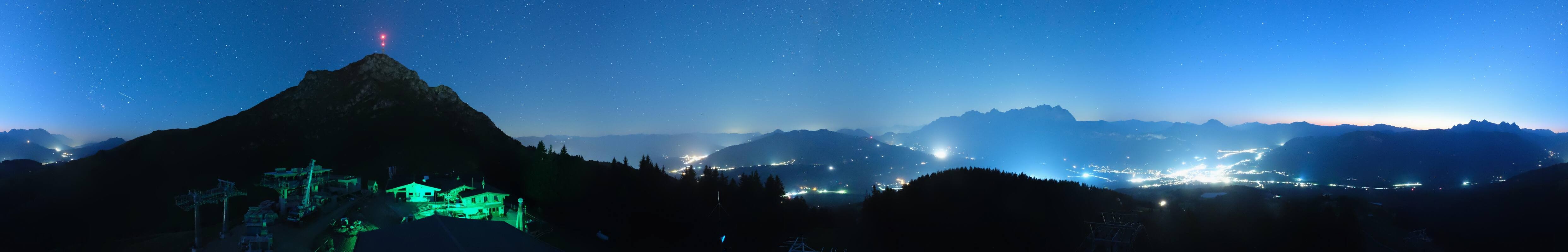 Archiv Foto Webcam St. Johann/Tirol: Blick von der Bergstation Harschbichl