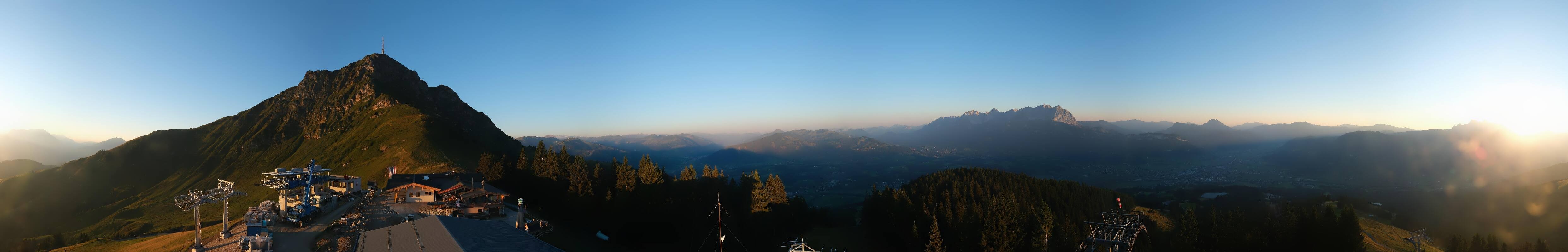 Archiv Foto Webcam St. Johann/Tirol: Blick von der Bergstation Harschbichl