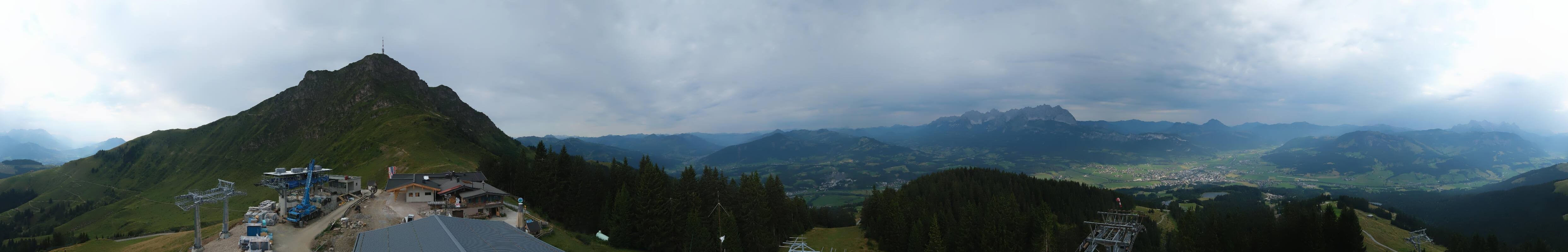 Archiv Foto Webcam St. Johann/Tirol: Blick von der Bergstation Harschbichl