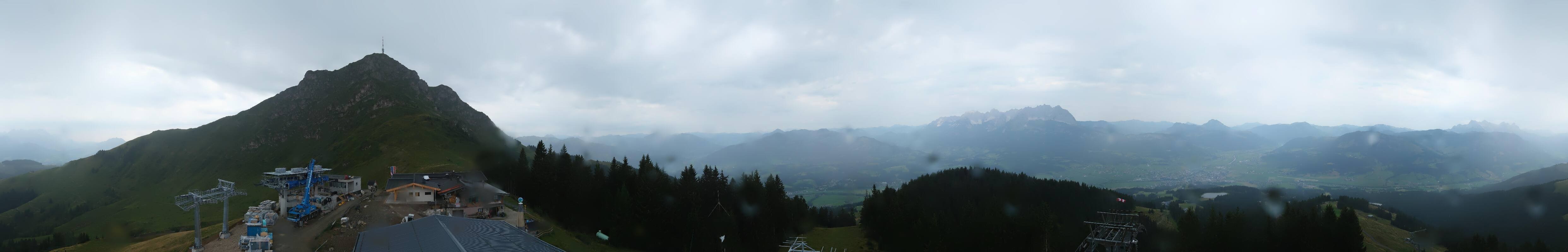 Archiv Foto Webcam St. Johann/Tirol: Blick von der Bergstation Harschbichl