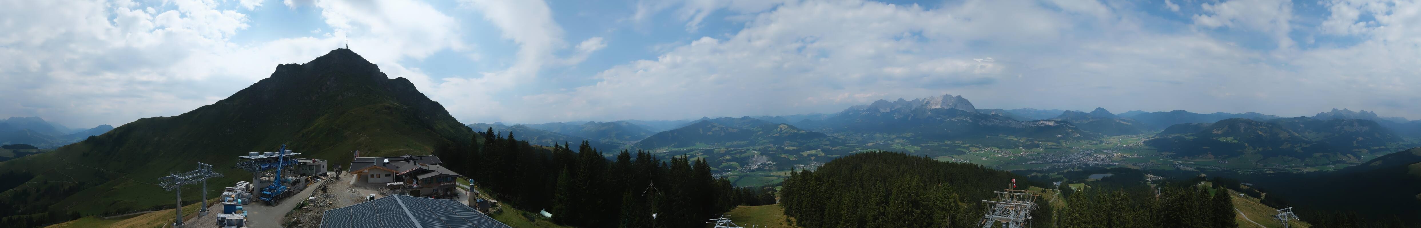 Archiv Foto Webcam St. Johann/Tirol: Blick von der Bergstation Harschbichl