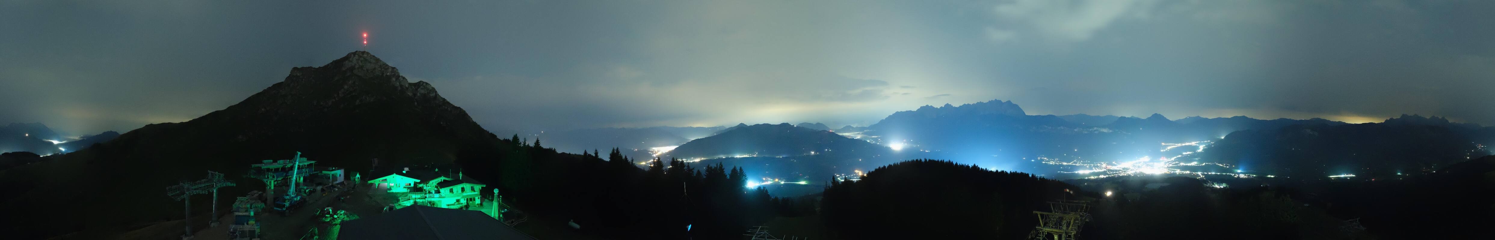 Archiv Foto Webcam St. Johann/Tirol: Blick von der Bergstation Harschbichl
