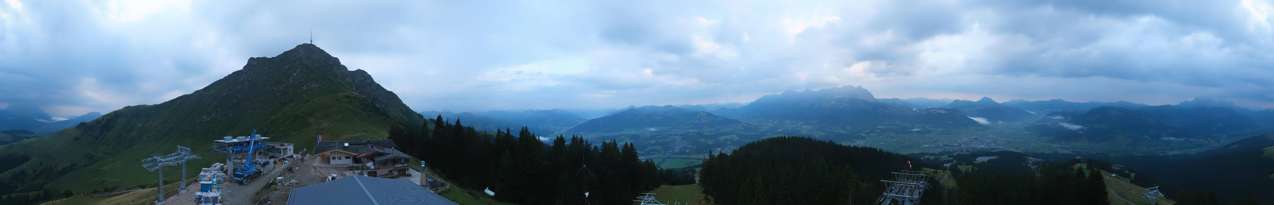 Archiv Foto Webcam St. Johann/Tirol: Blick von der Bergstation Harschbichl