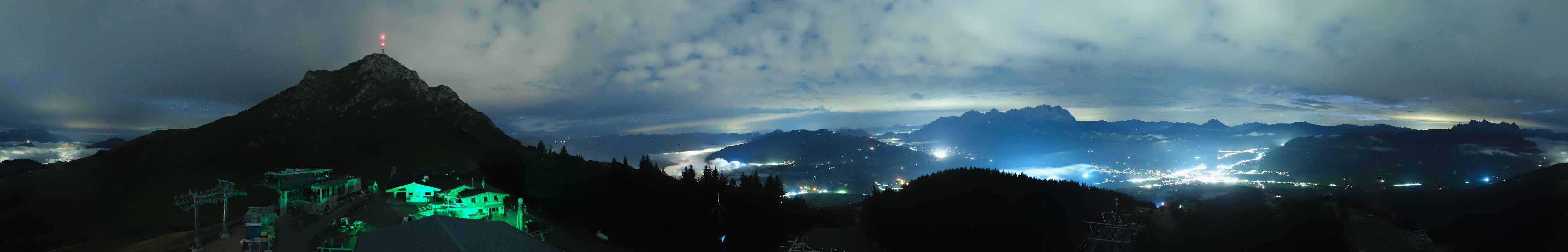 Archived image Webcam St. Johann/Tirol: View from Top Station Harschbichl