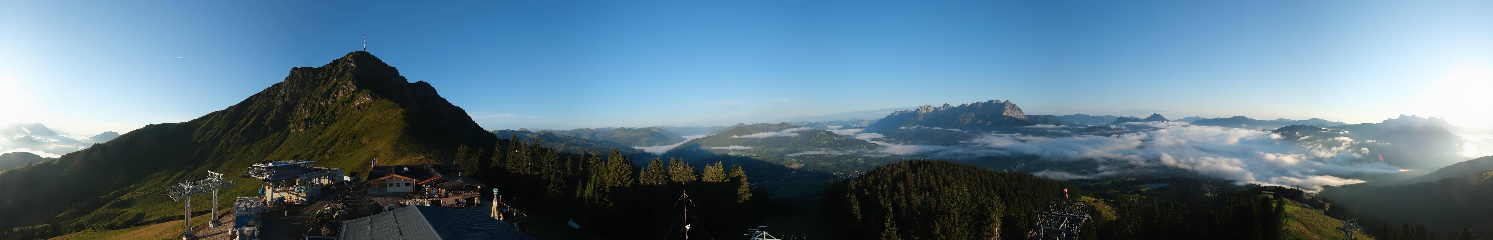 Archived image Webcam St. Johann/Tirol: View from Top Station Harschbichl