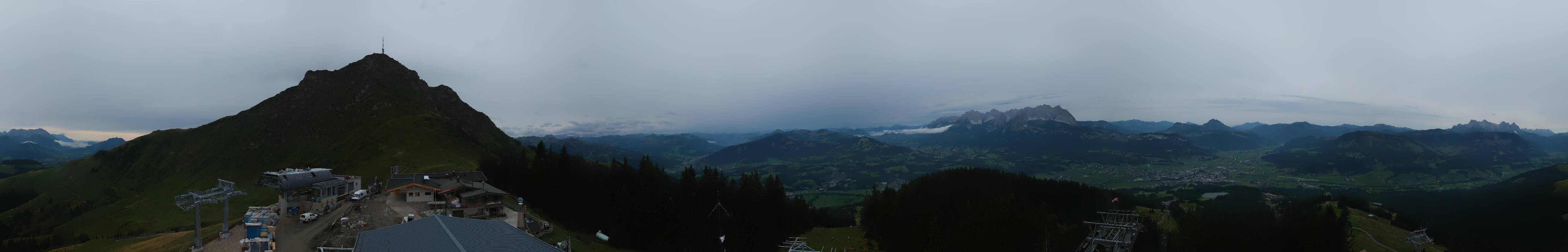 Archived image Webcam St. Johann/Tirol: View from Top Station Harschbichl