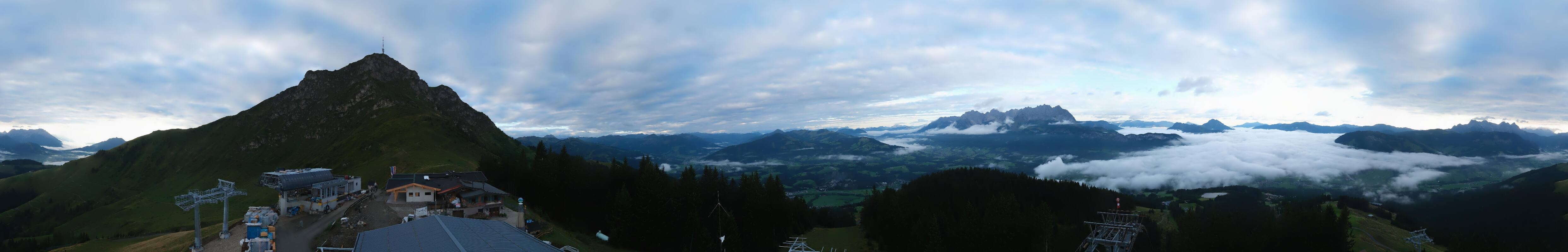 Archiv Foto Webcam St. Johann/Tirol: Blick von der Bergstation Harschbichl