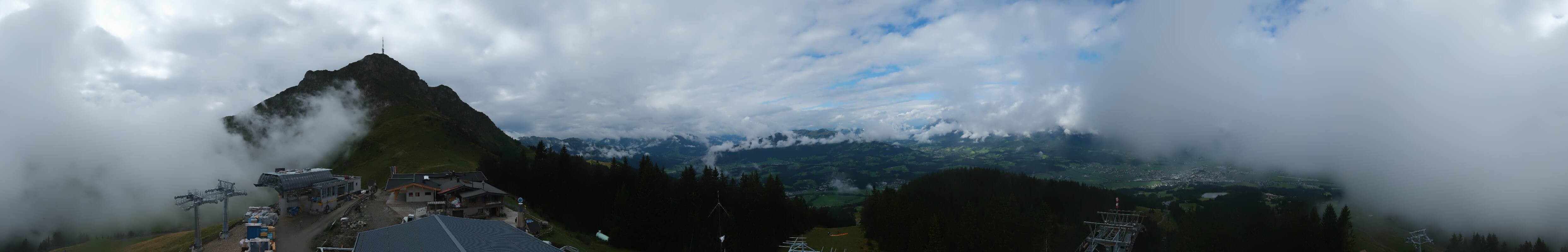 Archived image Webcam St. Johann/Tirol: View from Top Station Harschbichl