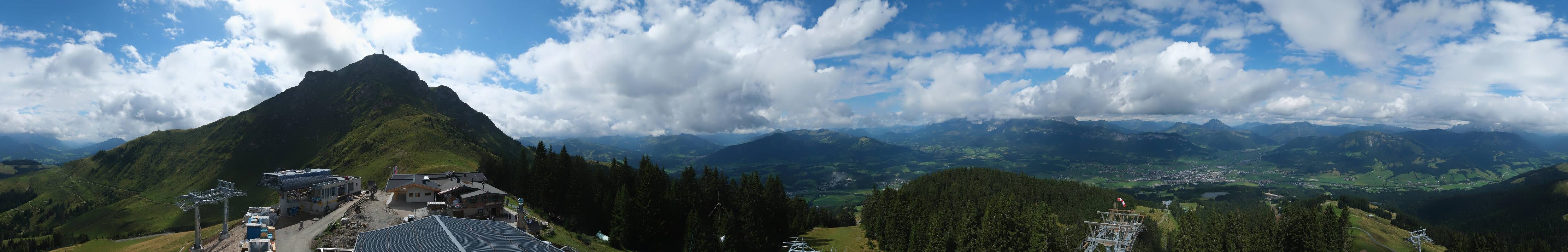Archived image Webcam St. Johann/Tirol: View from Top Station Harschbichl