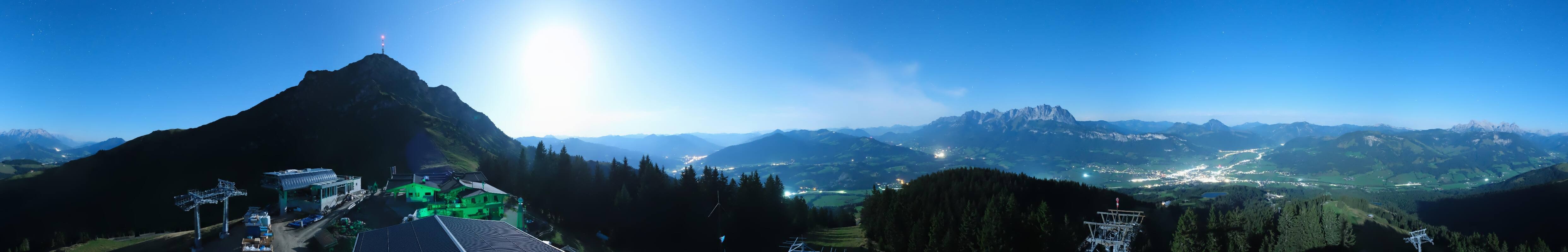 Archiv Foto Webcam St. Johann/Tirol: Blick von der Bergstation Harschbichl