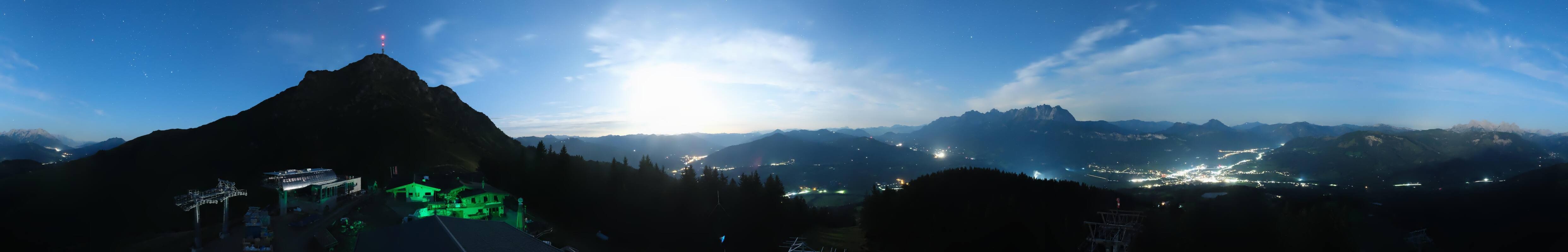 Archiv Foto Webcam St. Johann/Tirol: Blick von der Bergstation Harschbichl