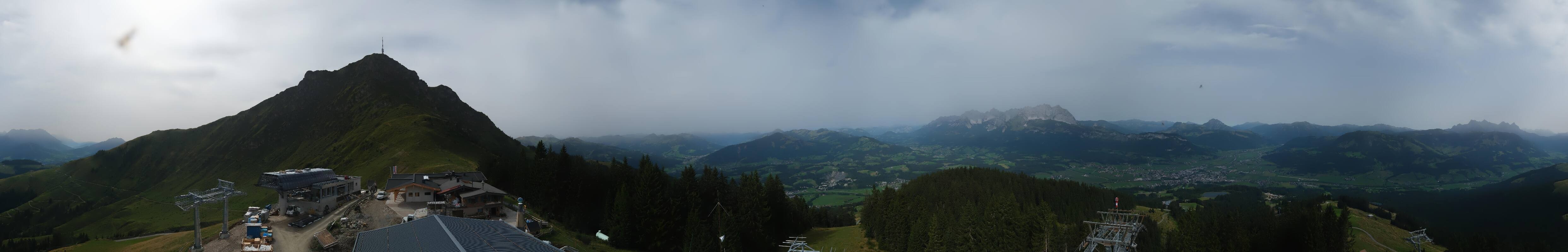 Archiv Foto Webcam St. Johann/Tirol: Blick von der Bergstation Harschbichl