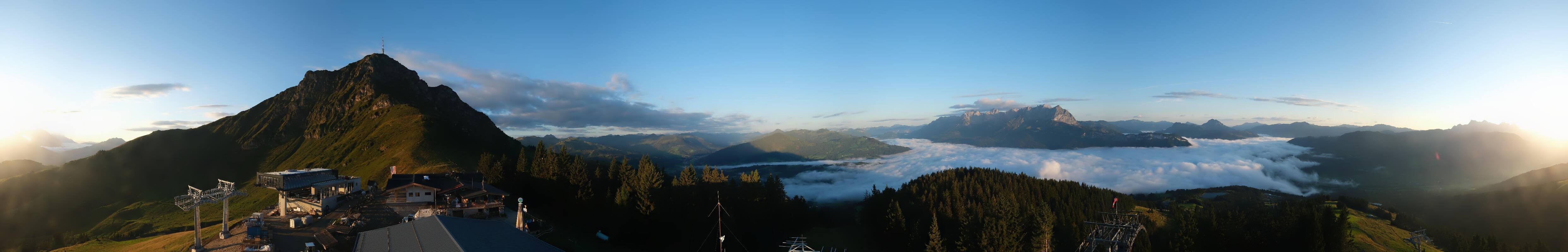Archiv Foto Webcam St. Johann/Tirol: Blick von der Bergstation Harschbichl