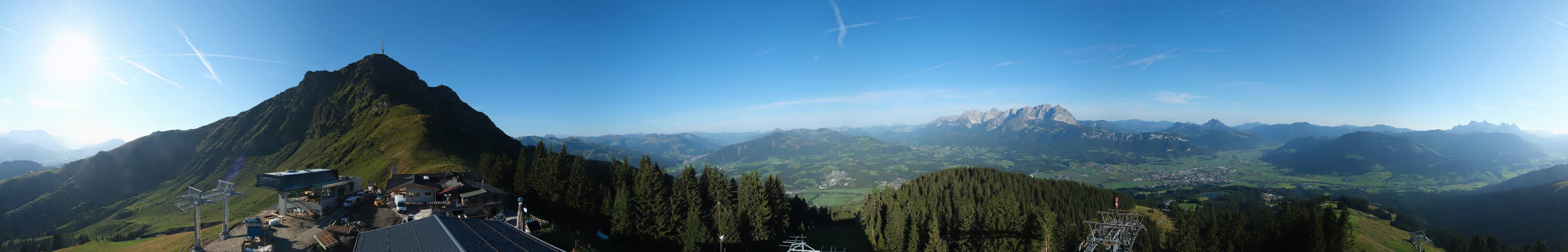 Archiv Foto Webcam St. Johann/Tirol: Blick von der Bergstation Harschbichl