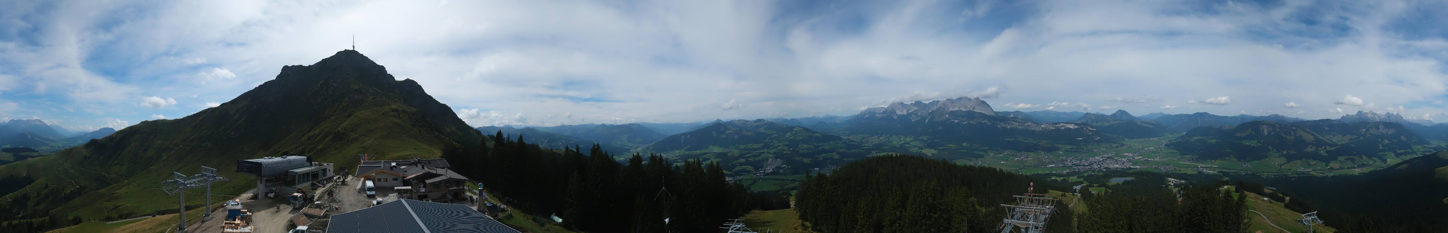 Archiv Foto Webcam St. Johann/Tirol: Blick von der Bergstation Harschbichl