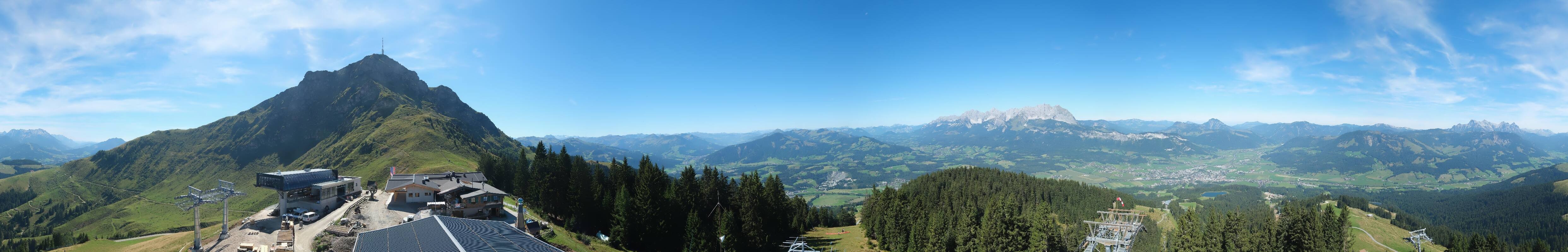 Archiv Foto Webcam St. Johann/Tirol: Blick von der Bergstation Harschbichl