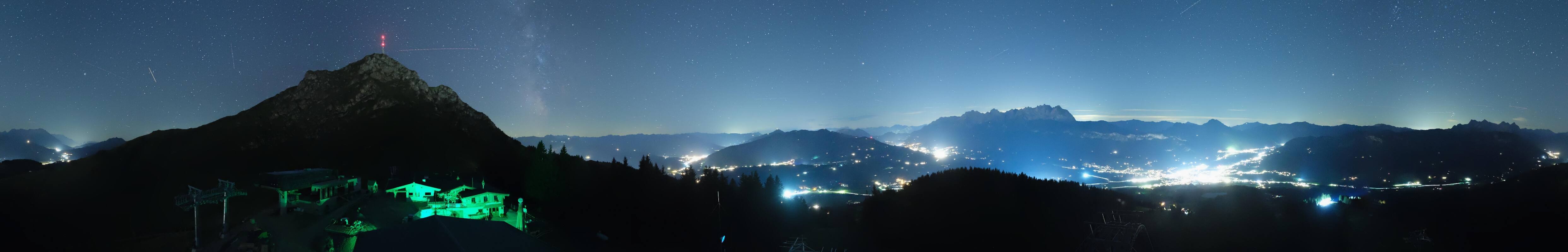 Archiv Foto Webcam St. Johann/Tirol: Blick von der Bergstation Harschbichl