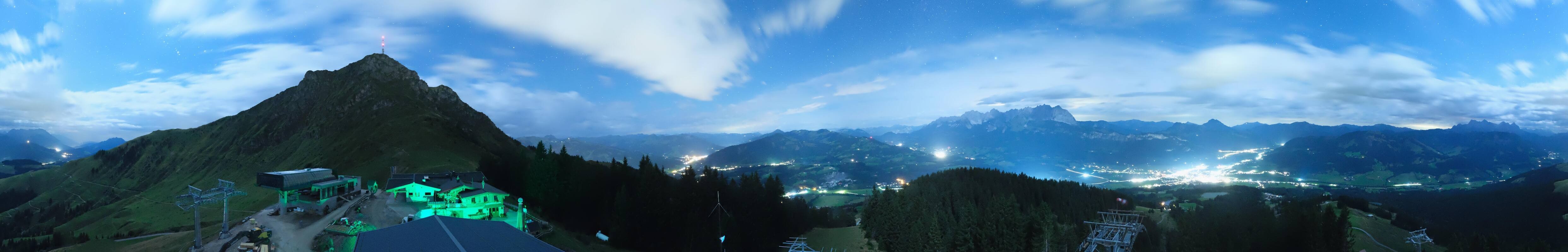 Archiv Foto Webcam St. Johann/Tirol: Blick von der Bergstation Harschbichl