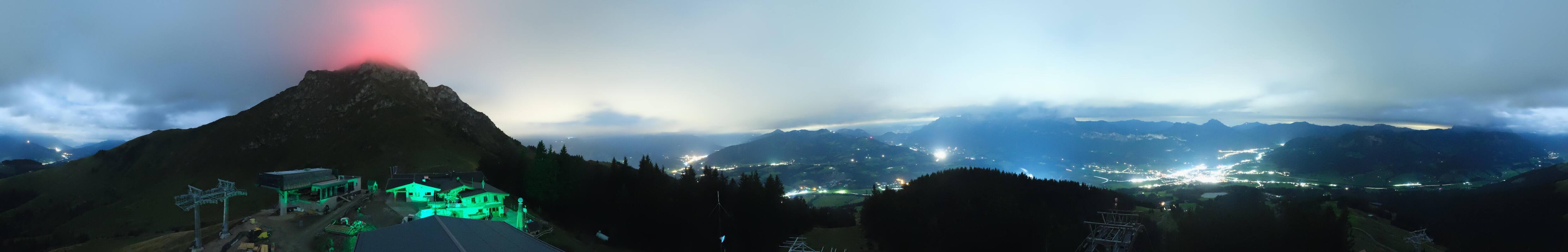 Archiv Foto Webcam St. Johann/Tirol: Blick von der Bergstation Harschbichl