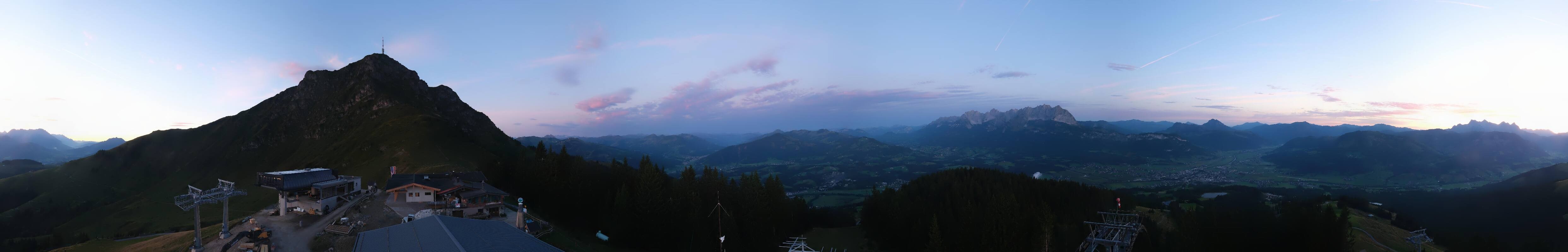 Archiv Foto Webcam St. Johann/Tirol: Blick von der Bergstation Harschbichl