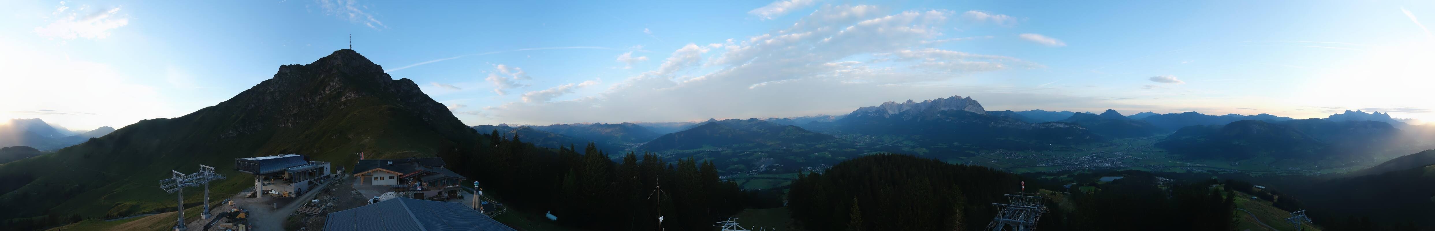 Archiv Foto Webcam St. Johann/Tirol: Blick von der Bergstation Harschbichl