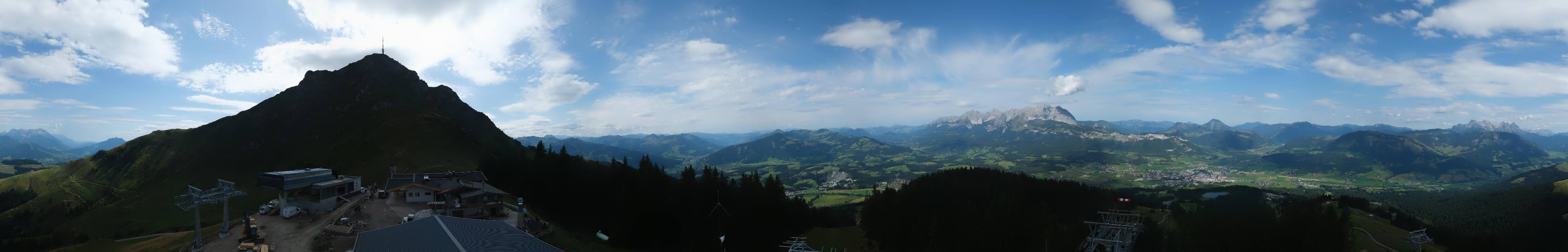 Archiv Foto Webcam St. Johann/Tirol: Blick von der Bergstation Harschbichl