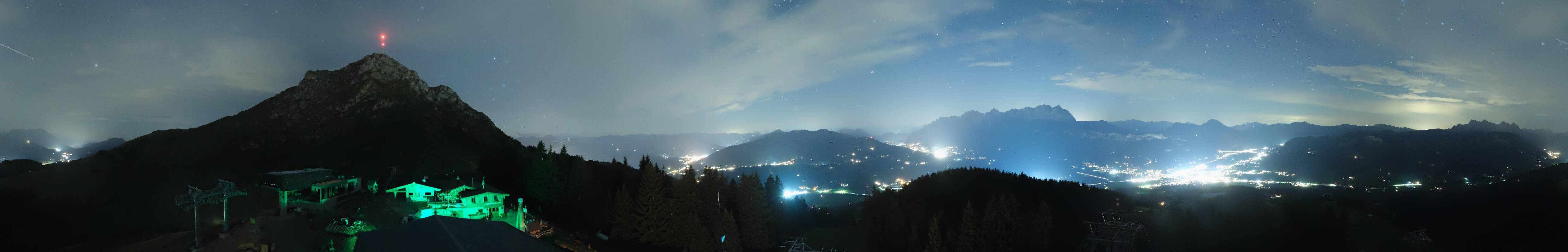 Archiv Foto Webcam St. Johann/Tirol: Blick von der Bergstation Harschbichl