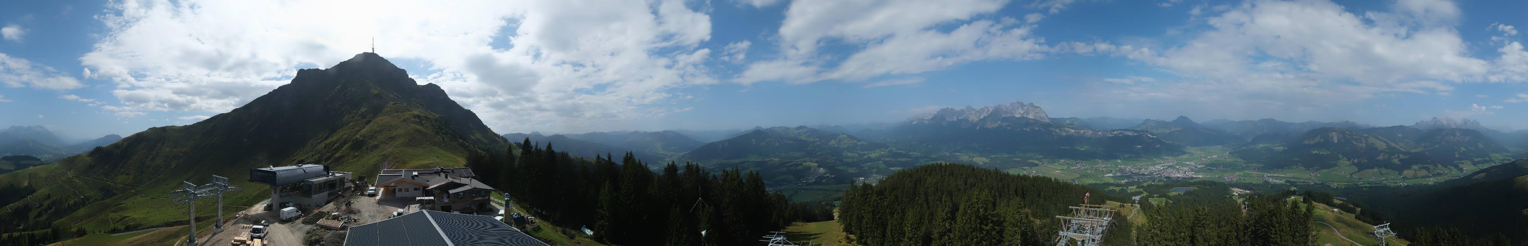Archiv Foto Webcam St. Johann/Tirol: Blick von der Bergstation Harschbichl