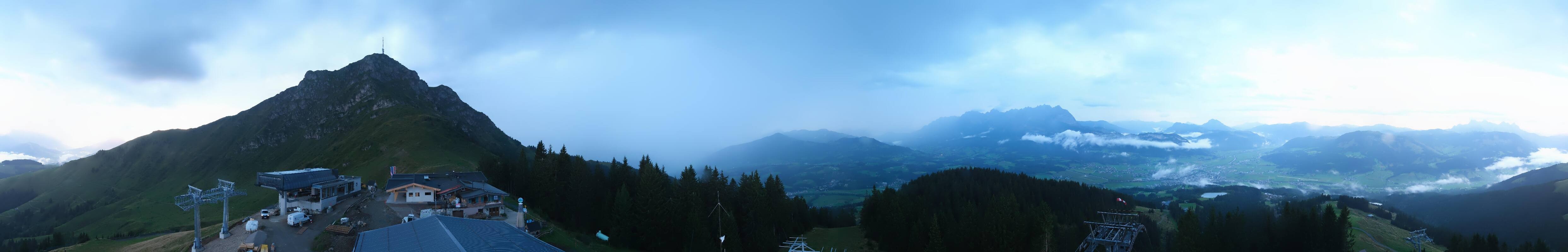 Archiv Foto Webcam St. Johann/Tirol: Blick von der Bergstation Harschbichl