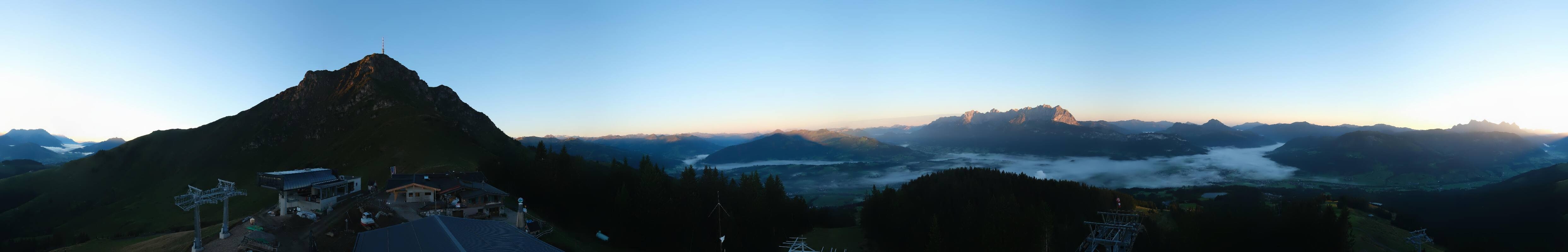 Archiv Foto Webcam St. Johann/Tirol: Blick von der Bergstation Harschbichl