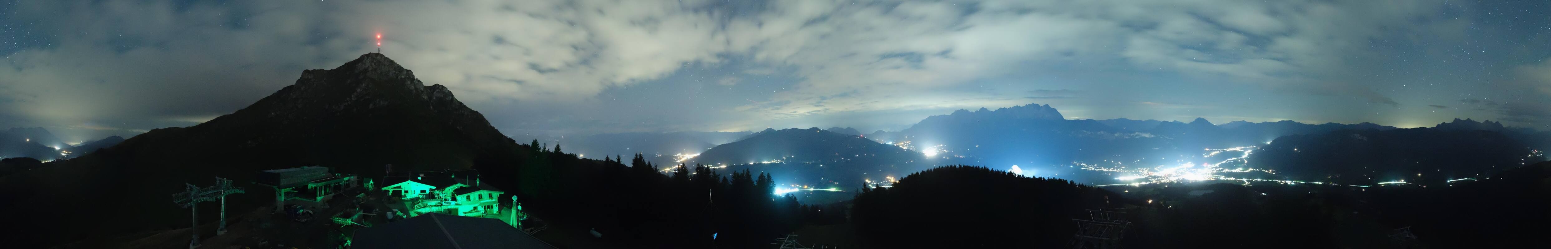 Archiv Foto Webcam St. Johann/Tirol: Blick von der Bergstation Harschbichl