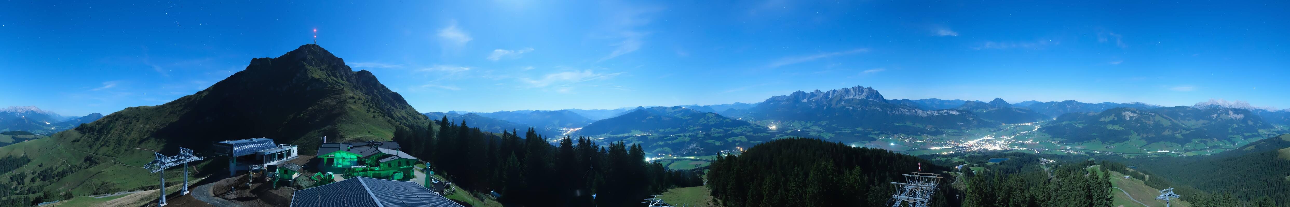 Archiv Foto Webcam St. Johann/Tirol: Blick von der Bergstation Harschbichl