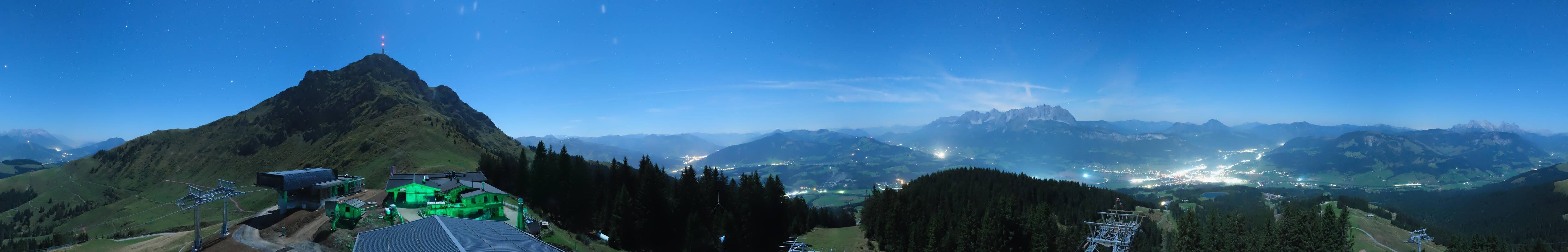 Archiv Foto Webcam St. Johann/Tirol: Blick von der Bergstation Harschbichl