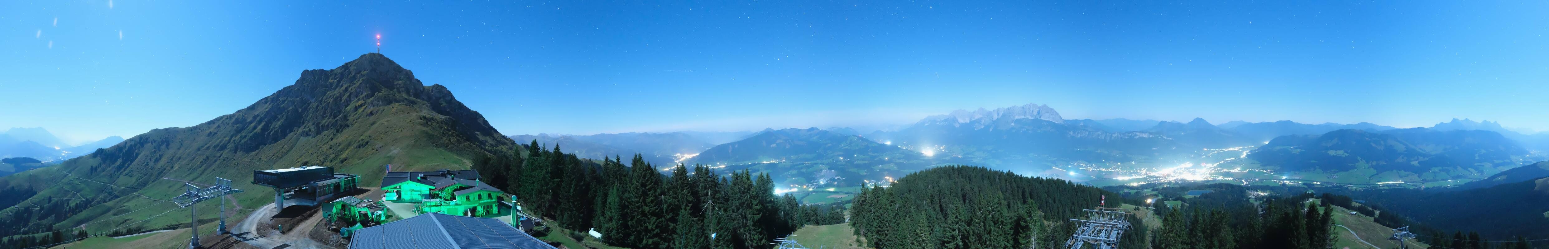 Archiv Foto Webcam St. Johann/Tirol: Blick von der Bergstation Harschbichl
