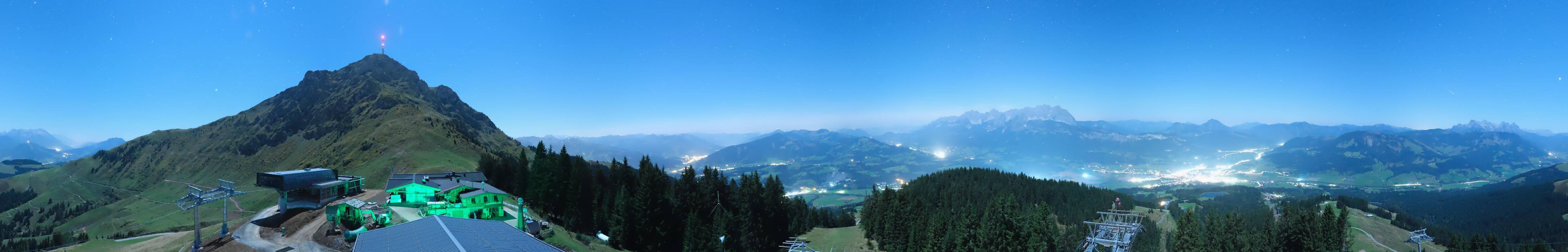 Archiv Foto Webcam St. Johann/Tirol: Blick von der Bergstation Harschbichl