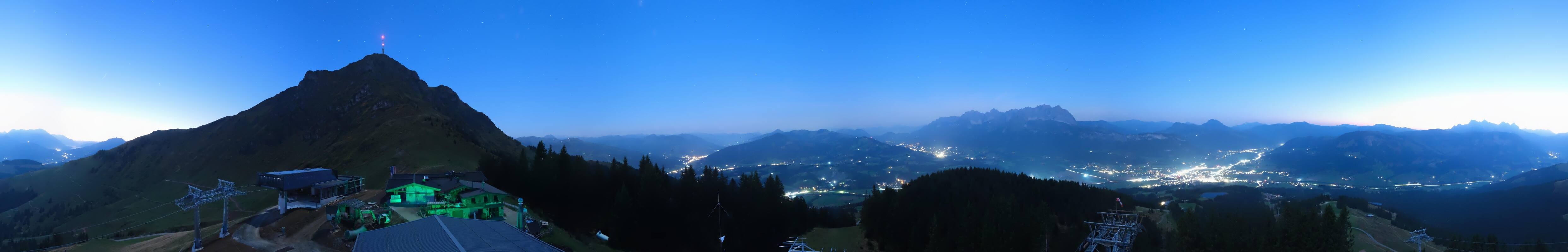 Archiv Foto Webcam St. Johann/Tirol: Blick von der Bergstation Harschbichl