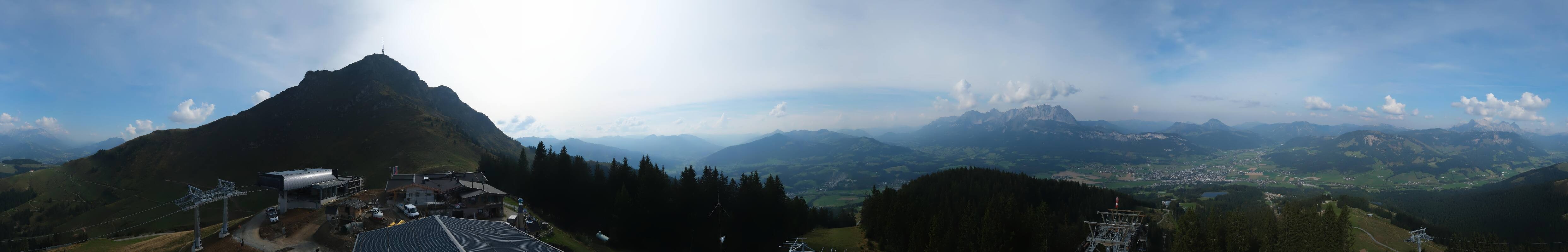 Archiv Foto Webcam St. Johann/Tirol: Blick von der Bergstation Harschbichl