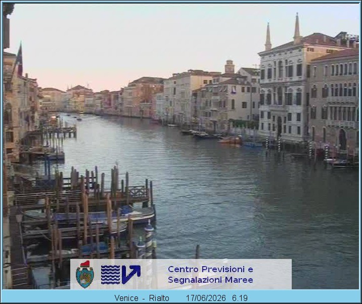 Archived image Webcam Canal Grande in Venice