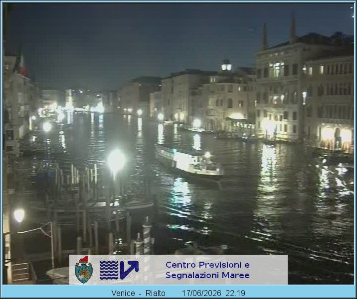 Archived image Webcam Canal Grande in Venice