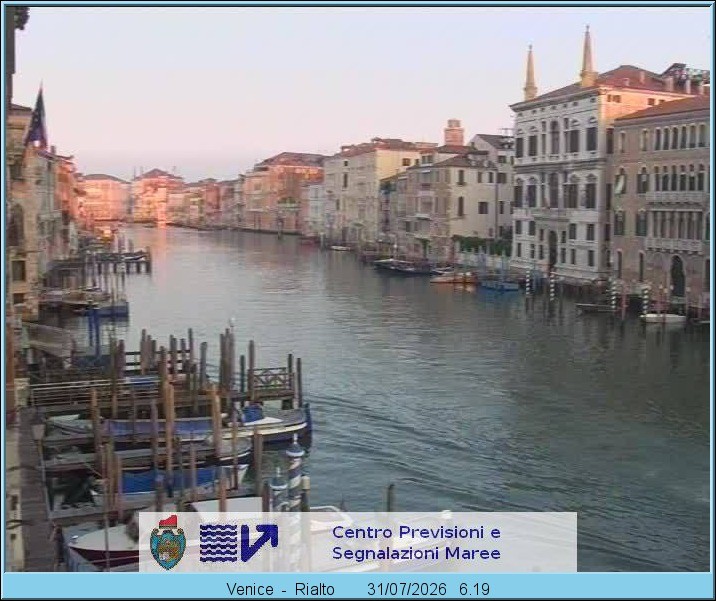 Archived image Webcam Canal Grande in Venice