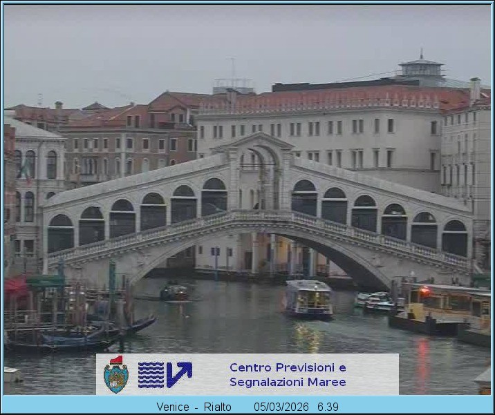 Archived image Webcam Rialto Bridge in Venice
