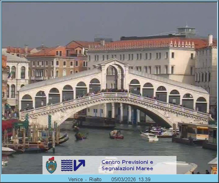 Archived image Webcam Rialto Bridge in Venice