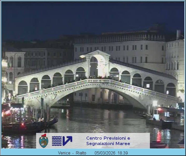Archived image Webcam Rialto Bridge in Venice