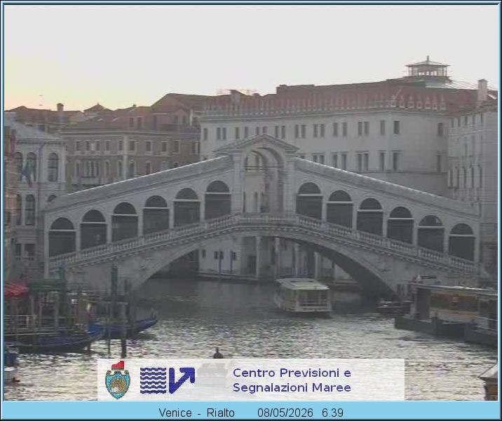 Archived image Webcam Rialto Bridge in Venice