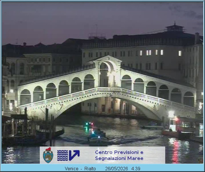 Archived image Webcam Rialto Bridge in Venice