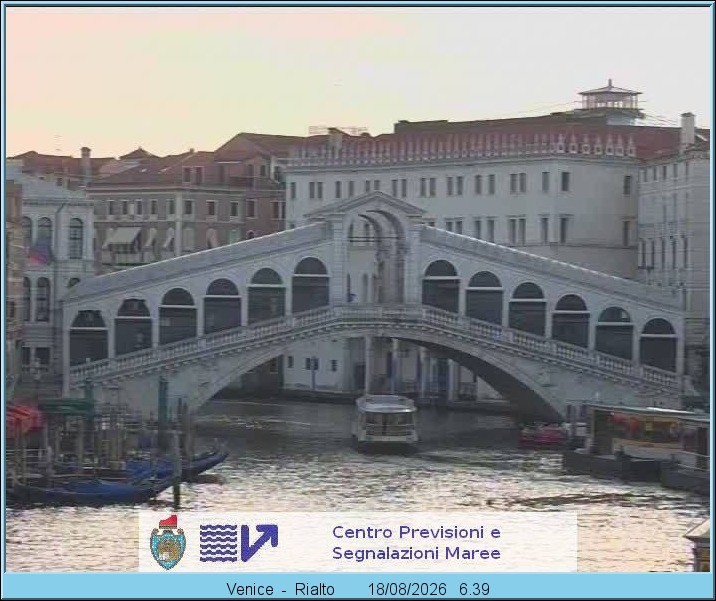 Archived image Webcam Rialto Bridge in Venice