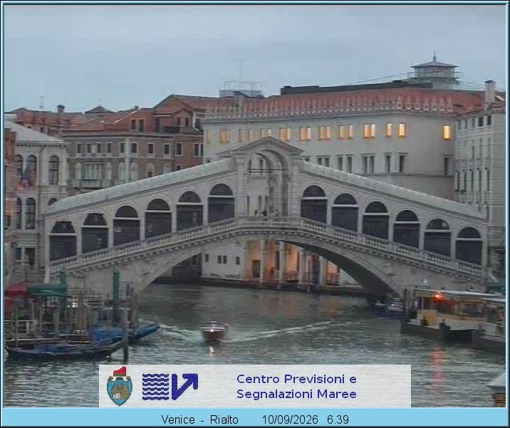 Archived image Webcam Rialto Bridge in Venice