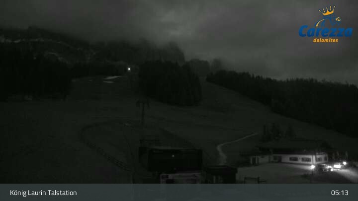 Archived image Webcam Welschnofen: View chair Lift King Laurin