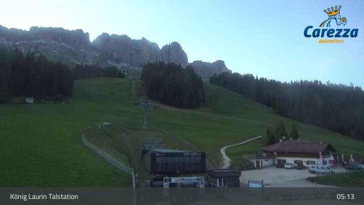 Archived image Webcam Welschnofen: View chair Lift King Laurin